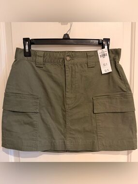 Abercrombie & Fitch Military Green Cargo Mini Skirt! Sz Small - NWT